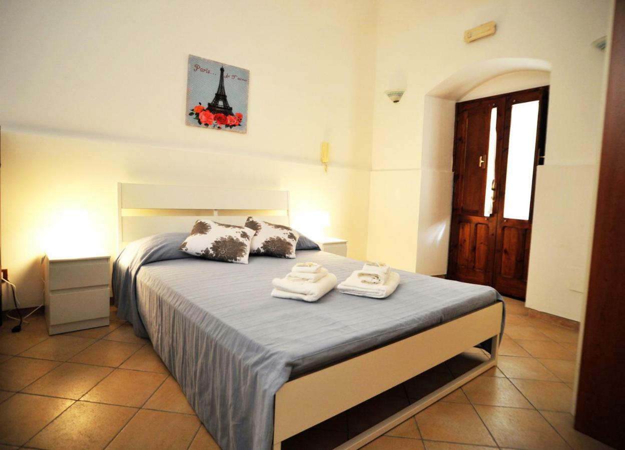 B&B Isola Del Sole Noto Bagian luar foto